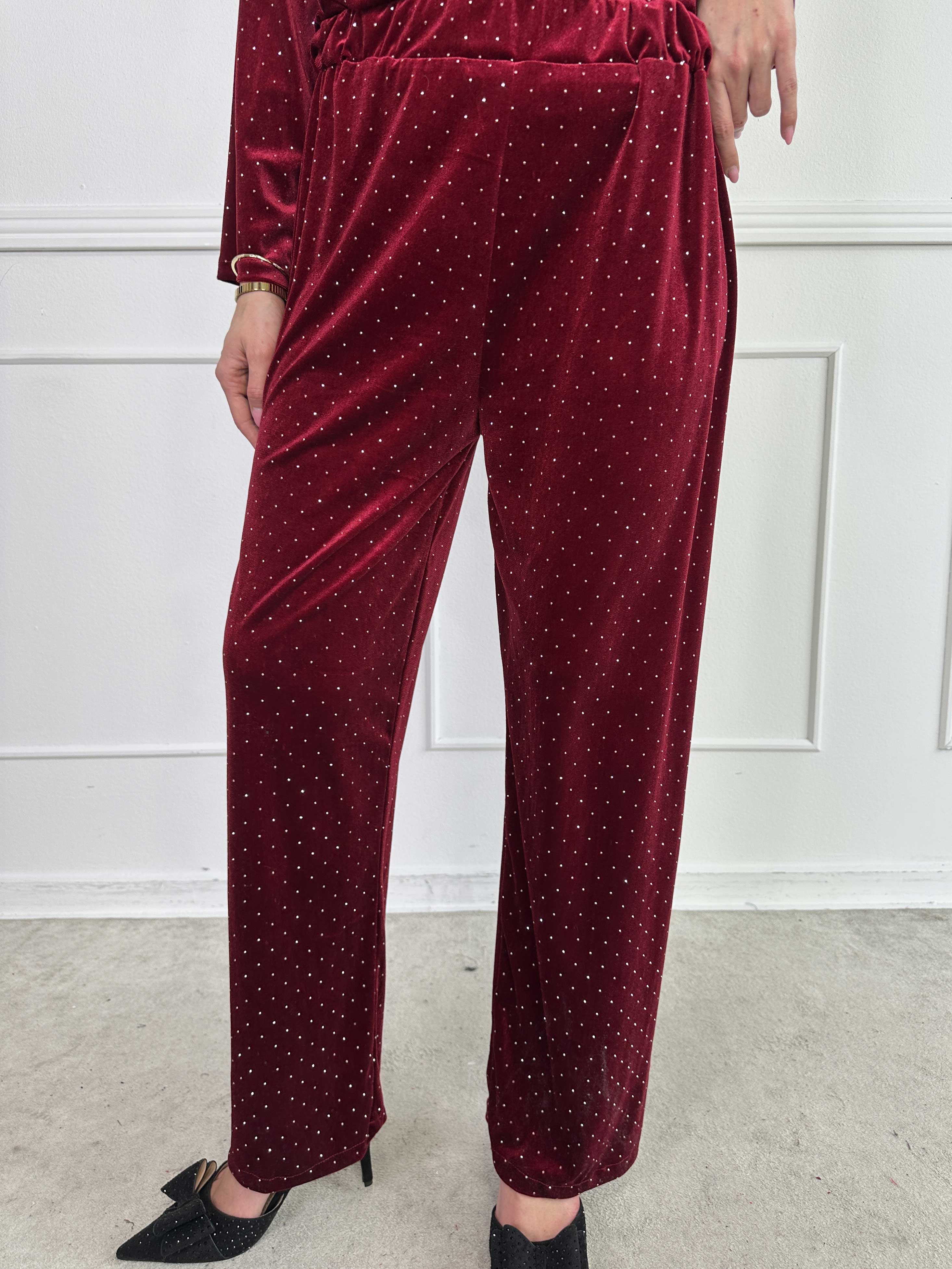 Sparkling - Mjukt set i velour med glittrande stenar